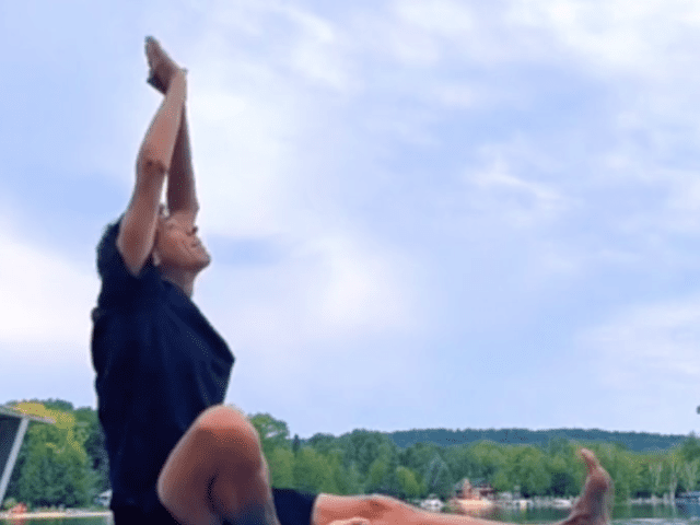 Maha Mudra – the ultimate morning stretch