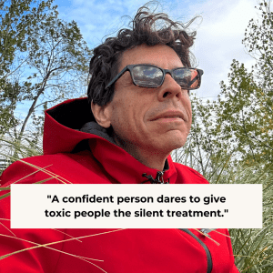 9 Powerful Traits of Truly Confident People